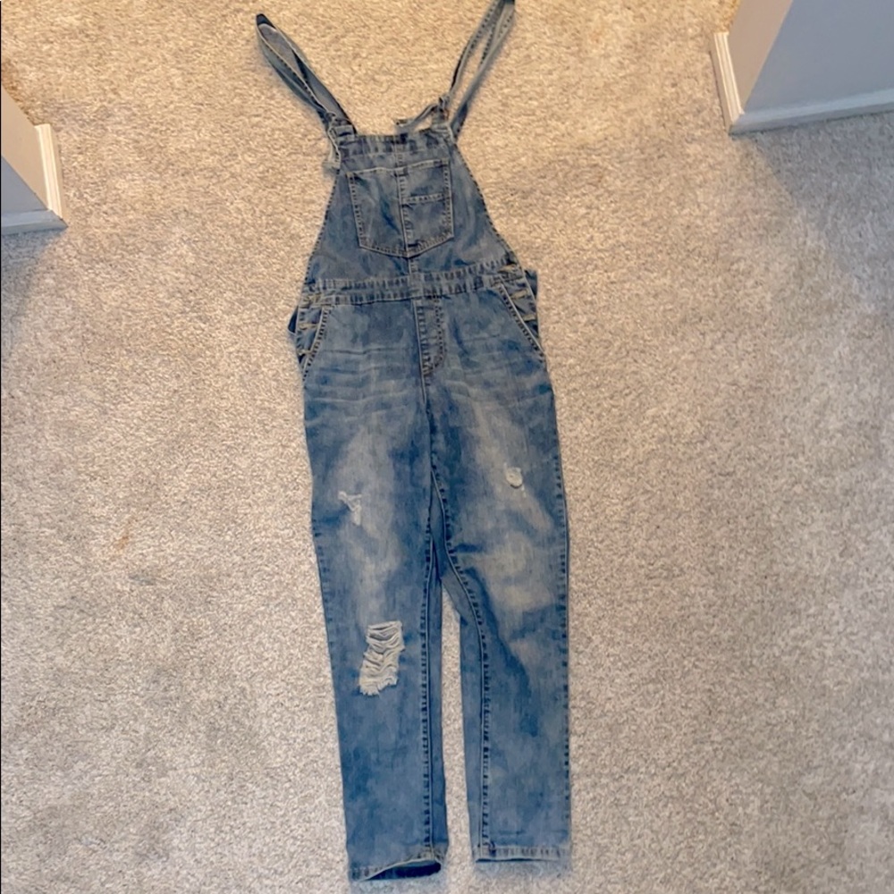 Forever21 distressed overalls